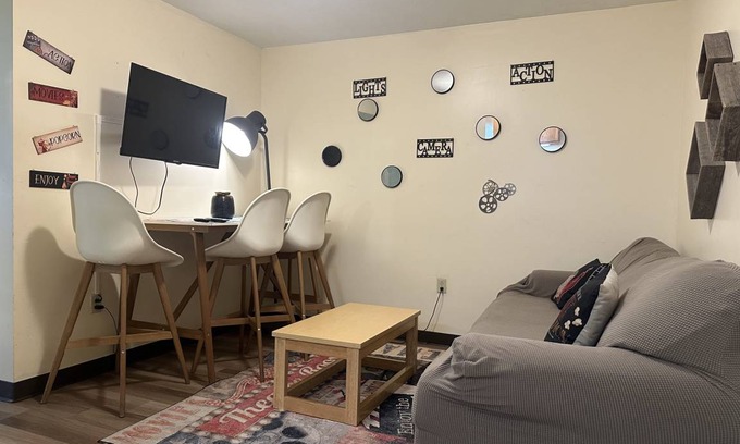 Downtown Pittsburgh Apartment | 69 m² Apartment ∙ 2 bedrooms ∙ 6 guests