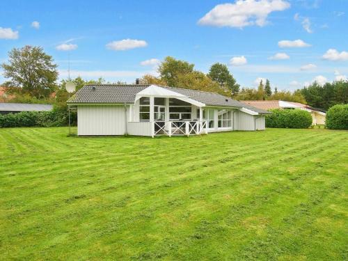 Udsholt House | 8 person holiday home in Gilleleje