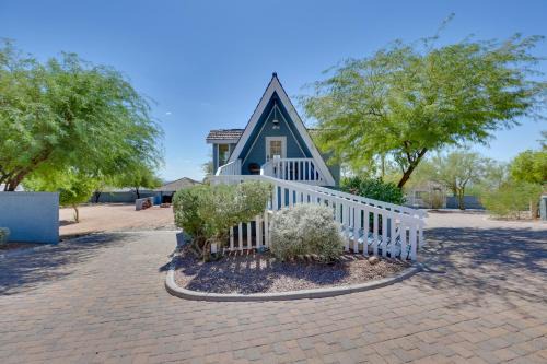 Apache Junction House | A-Frame with Patio and Mtn Views Arizona Retreat