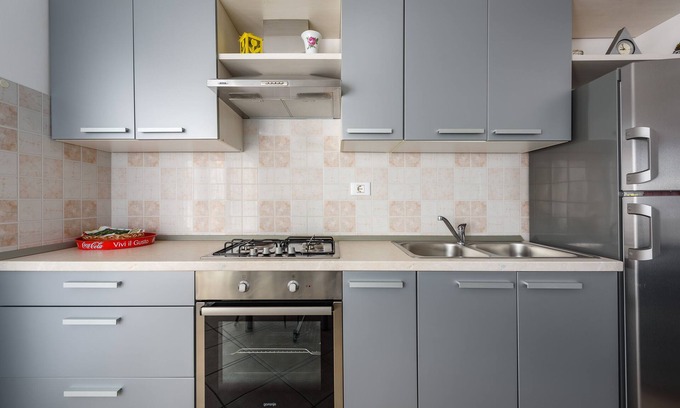 Lovrecica Apartment | A two bedroom apartment few steps from the beach