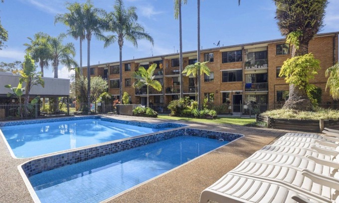 Coffs Harbour House | Affordable, Pet Friendly, Pool, Spa,Tennis, Beach