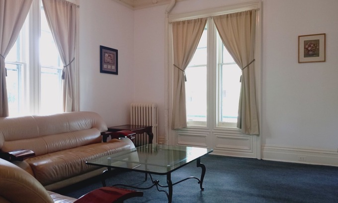 Plainfield Apartment | AFFORDABLE SUITE IN MINI MANION NEAR PUBLIC TRANSPORTATION AND SHOPPING DISTRIC