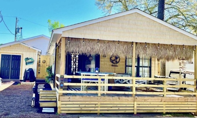 Myrtle Beach RV Rental | Alexis By The Sea at Ocean Lakes Family Campground