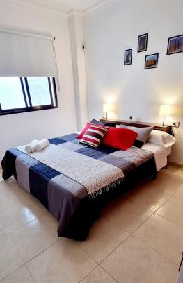 Alcala House | ALMar We Go! Alcalá - Habitaciones Privadas en piso compartido Frente al Mar - Private Rooms in shared Apartment