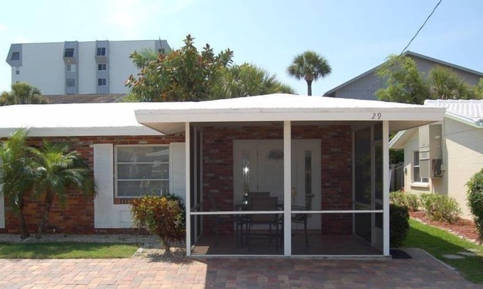 Aloha Kai House | Aloha Kai - Unit 29-updated and close to beach!