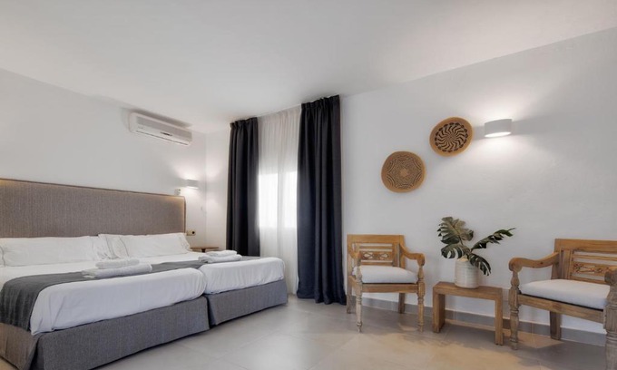 Es Pujols Apartment | Alojamientos Turísticos Cardona - Estudio Doble Superior