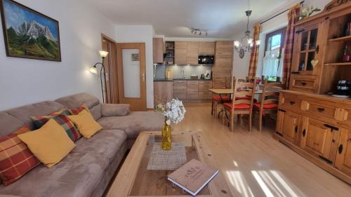 Mittenwald Apartment | Alpenveilchen -212-