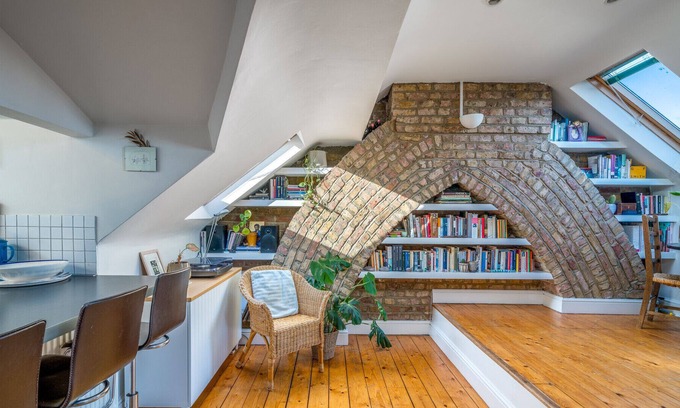 Brixton Hill Apartment | ALTIDO Fantastic 1-bed flat near Brockwell Park