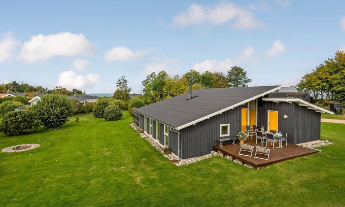 Norddjurs Municipality House | Amazing home in Allingåbro with WiFi