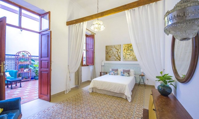 Vegueta Bed & Breakfast | Aminta Home