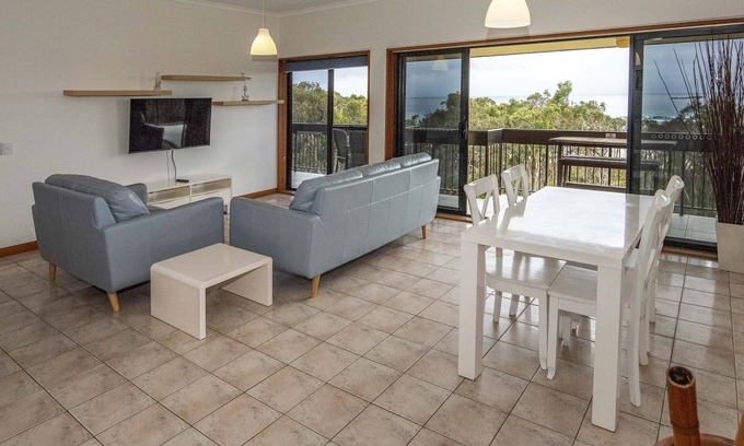 Point Lookout Apartment | Anchorage on Straddie