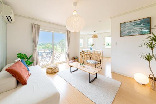 Yokoshibahikari House | ANGO KUJUKURI I