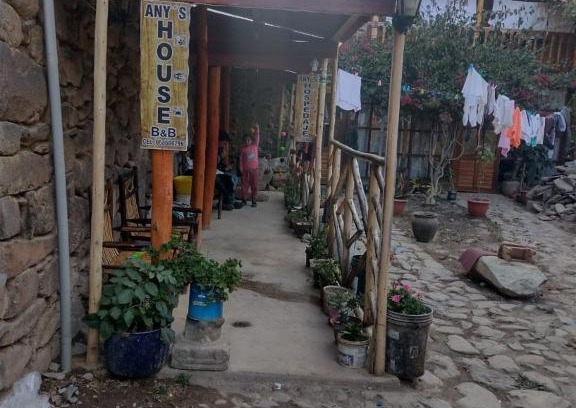 Ollantaytambo Bed & Breakfast | ANY'S HOUSE BED AND BREAKFAST