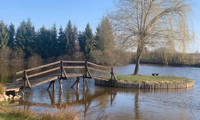 Dziemiany Cabin | Apartamenty na Kaszubach nad stawem