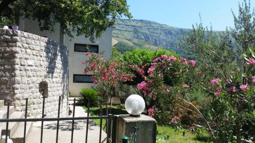 Kaluđerac Apartment | Apartman Buljarica