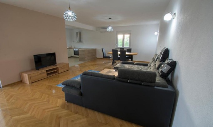 Trn Apartment | Apartman Vitina