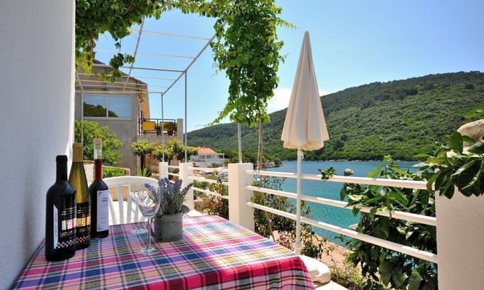 Pasadur Apartment | Apartments Slavica (53941-A1) - Pasadur - island Lastovo