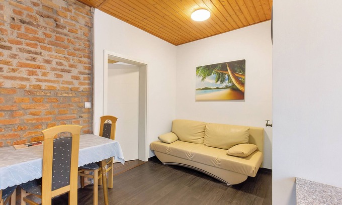 Ilsenburg Apartment | Apartment 'Erdgeschoss' with Shared Terrace, Shared Garden and Wi-Fi