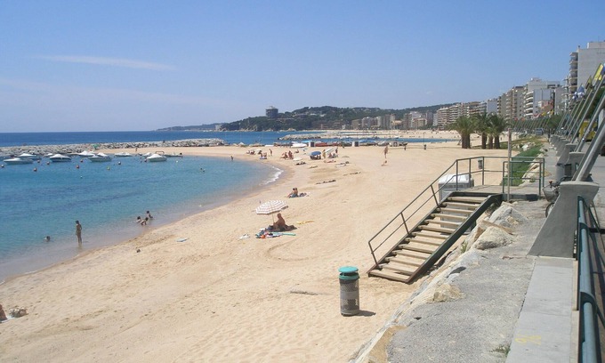 Sant Antoni de Calonge Apartment | APARTMENT IN SANT ANTONI DE CALONGE 17 METERS FROM THE BEACH
