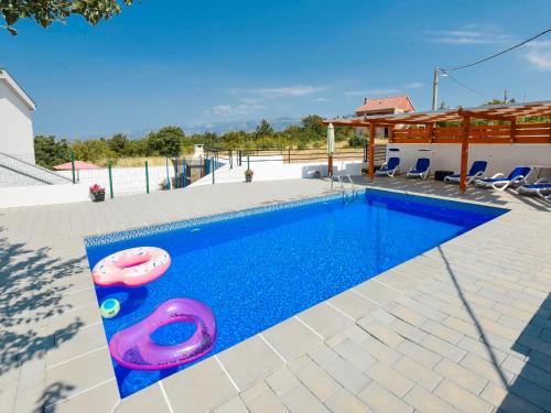 Krusevo Apartment | Apartment Nina by Interhome