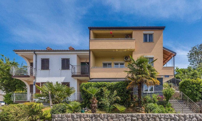 Njivice Apartment | Apartment Tena 3 with sea view