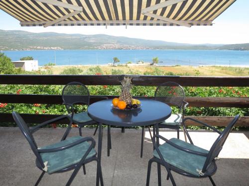Pridraga Apartment | Apartment Vesna by Interhome