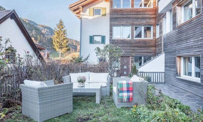 Longostagno Apartment | Apartment "Vorderschöneck 2" with Mountain View, Shared Garden & Wi-Fi