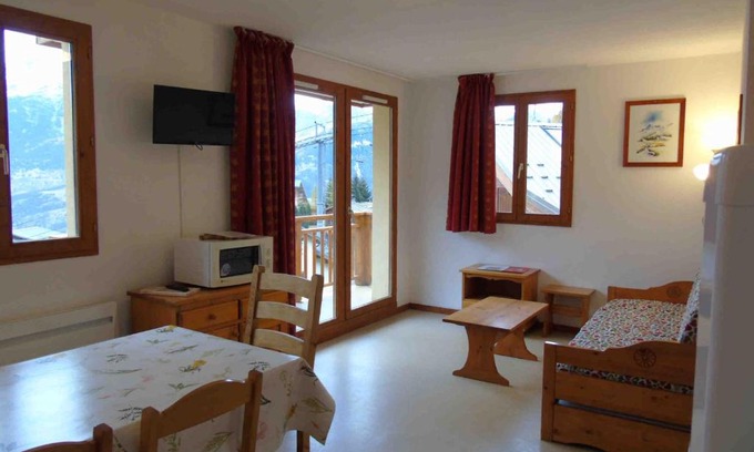 Valfrejus Apartment | Appartement 3 pièces 8 personnes avec balcon à 100m des remontées mécaniques - FR-1-561-25