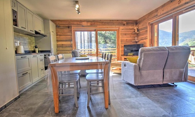 Montriond Apartment | Appartement neuf 62m², 6 pers, proche centre Montriond, terrasse, garage, casier à ski - FR-1-524-121