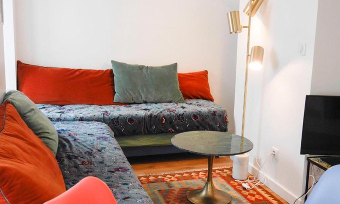 Le Palais Apartment | Appartement refait à neuf, cœur de ville, proche plage, animaux acceptés - FR-1-418-230