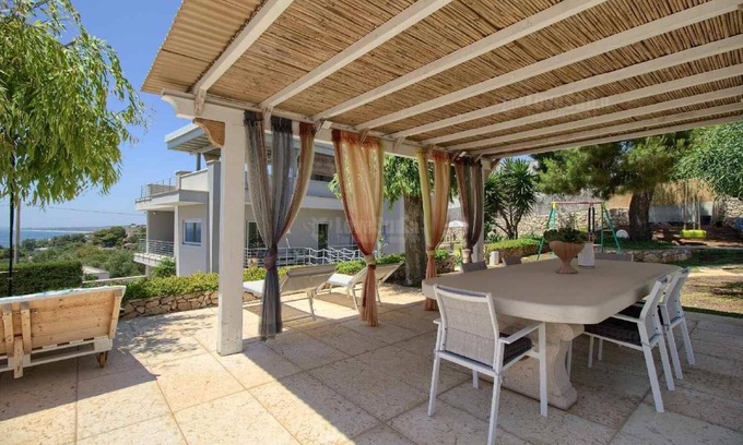 Torre Vado House | Apt A - Beach View Villa Controvento