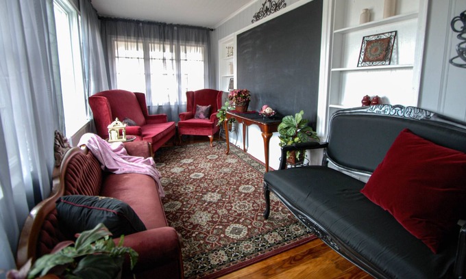 Sapulpa Apartment | Apt C Serenity in Sapulpa 15 minutes to Tulsa