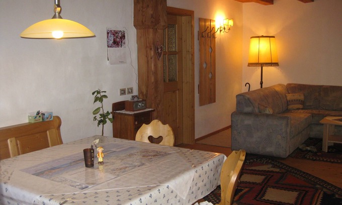 Laion Apartment | Apt. Prantschur-quiet and dreamlike family vacation with "DOLOMITEN" view