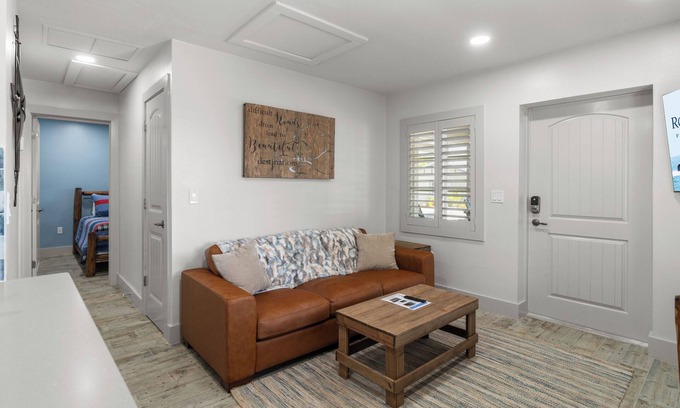 Captiva Cottage | Are you looking for a quaint fishing village in the heart of Captiva Island? - Jensen's Cottage #09