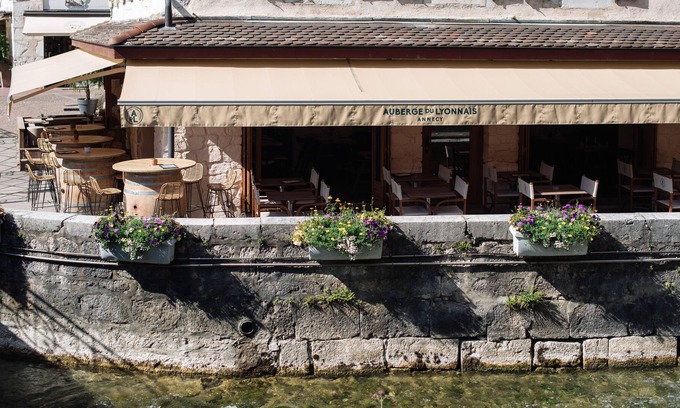 Annecy Old Town Hotel | Auberge Du Lyonnais