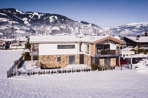 Kaprun Ski Chalet | Aurora Mountain Chalet by we rent