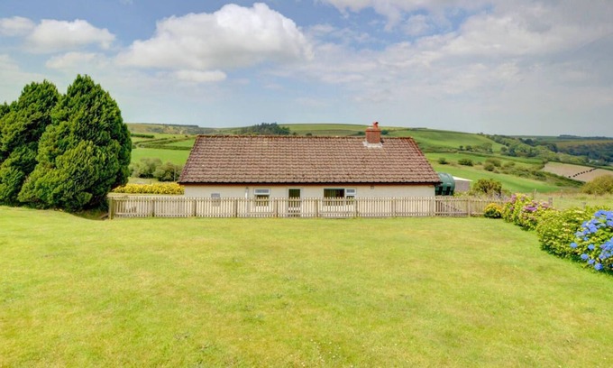 Llandysul House | Awel y Grug in the beautiful Llandysul