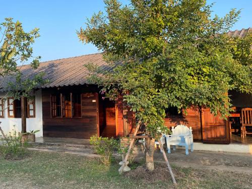 Phan House | Baan Khoyee Boutique บ้านโกยีบูทีค