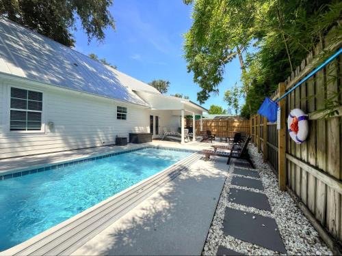 Saint Simons Island House | Baisden Cottage