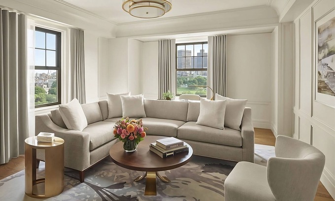 Back Bay East Hotel | Bask in Modern Style Comfort! Park View, Pet-friendly Property near Inman Square