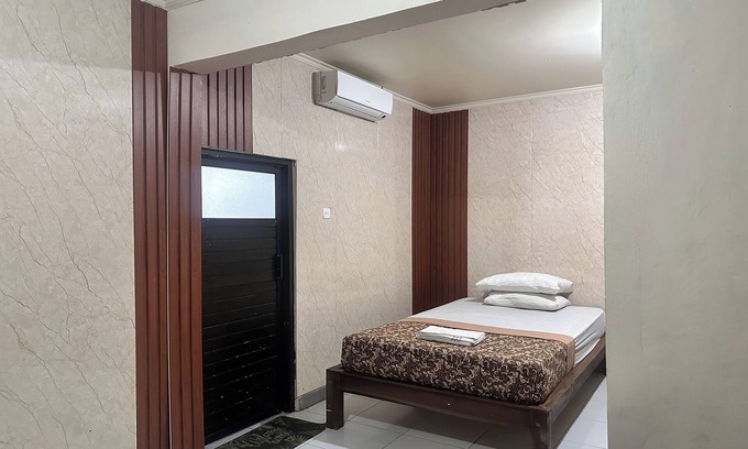 Uluwatu Hotel | BB Homestay Two