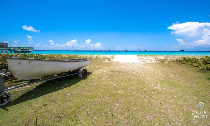 Bayville House | Beach Cottage, Unique Village, Carlisle Bay Beach