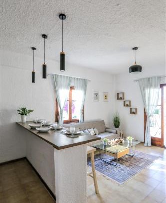 Pefkochori Apartment | Beachfront deluxe apt.