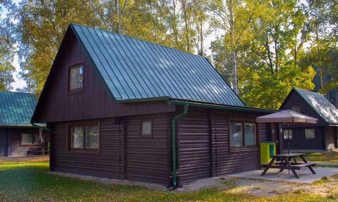 Hradec Kralove House | Beautiful apartment in villa for 12 people with WIFI, TV, patio and pets allowed