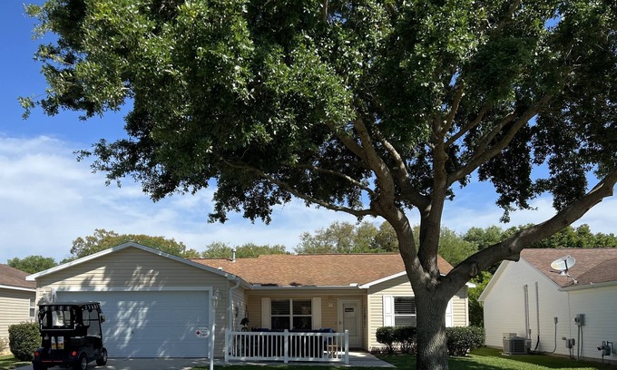 Lynnhaven House | Beautiful 3/2 Home W/Golf Cart, BBQ grill & Wifi! CALL FOR YOUR GETAWAY!