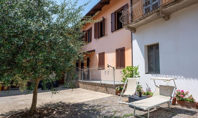 Grazzano Badoglio Apartment | Beautiful apartment for 6 guests with WIFI, A/C and terrace