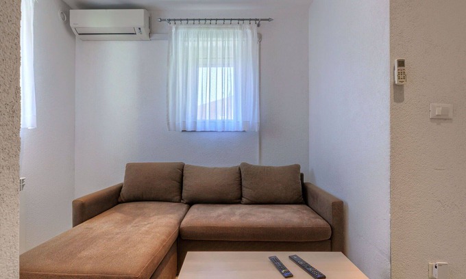 Cancini Apartment | Beautiful apartment for 4 people with A/C, WIFI, TV, terrace and parking