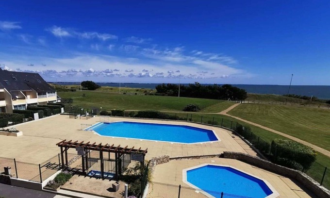 Damgan Apartment | Beautiful apartment for 4 guests with WIFI, pool and TV