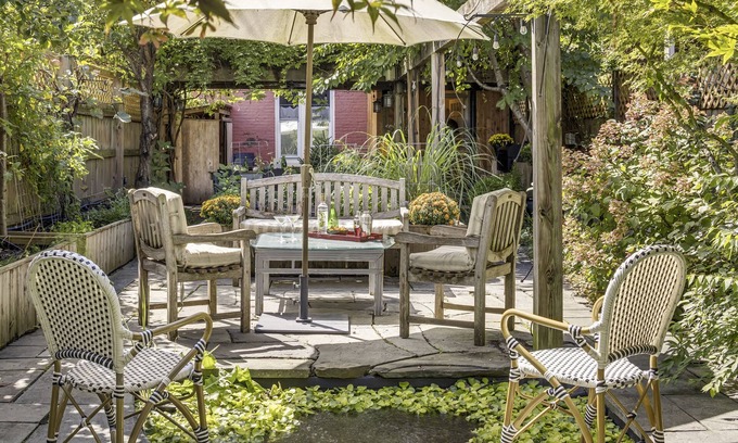 Hudson House | Beautiful House and Garden in Downtown Hudson, NY