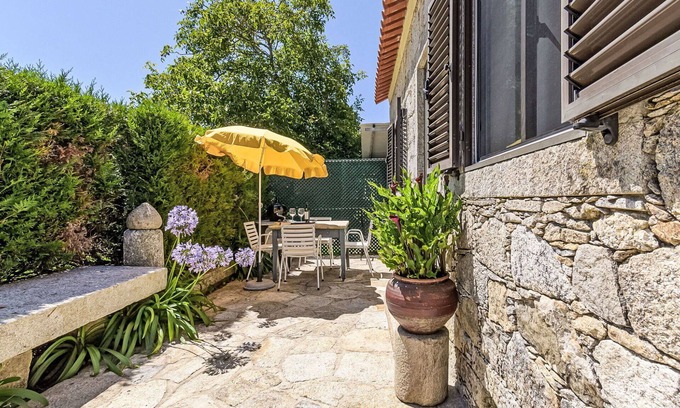 Vilarelho House | Beautiful private villa for 4 people with WIFI, TV and terrace